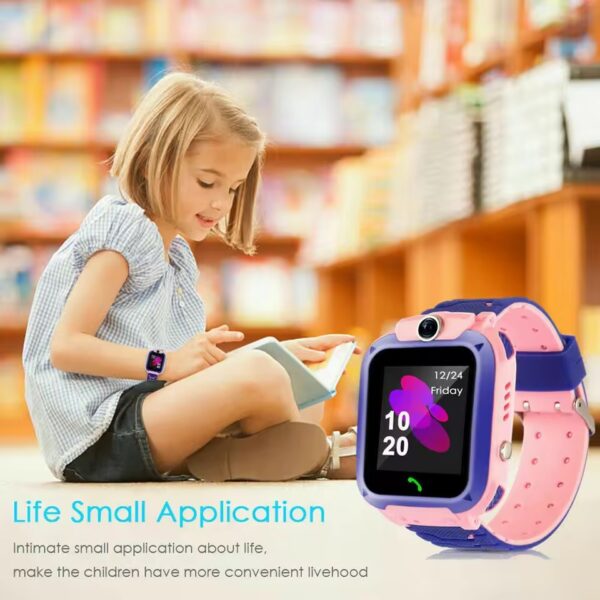 Q12 Kids Smart phone Watch - Image 4